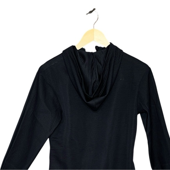 NEW ASICS Performance Jersey Womens sze S | Black Jersey Hoodie - Picture 7 of 16